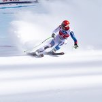 ジャイアントスラロームとは?スピード感が魅力のスキー競技を紹介