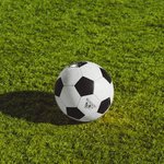 サッカーの試合時間とは?前半・後半合わせて何分?