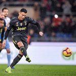 サッカーのオフェンス戦術とは?基本的な攻撃技術から練習方法を解説