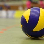 バレーボールに必要な筋肉とは?体幹や広背筋を鍛える筋トレメニュー4選