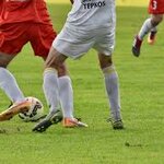 サッカーソックスの履き方とは?トップ選手がセパレートにしている理由を解説