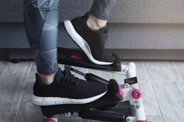 ステッパーダイエットの効果とは 足踏みするだけで下半身痩せができる Activeる