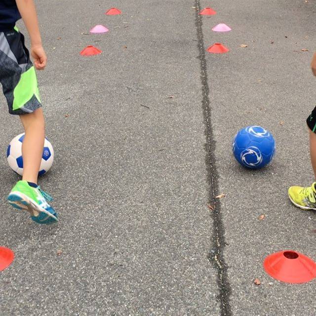 メッシのドリブル練習 ボールを奪われない方法とコツを解説 Activeる