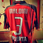 サッカーの3番の背番号が持つ意味とは?どんな選手がつけるの?