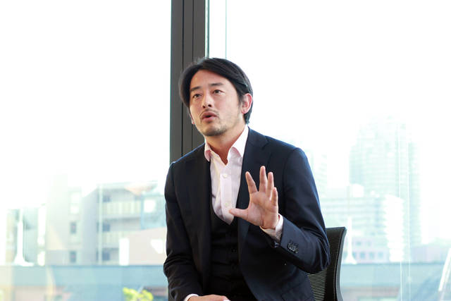 メディアビジネス事業部 メディア本部 本部長 箕作聡