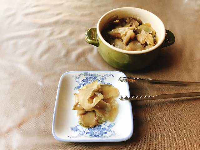 食べ放題のザーサイ(時間帯によって売り切れる)