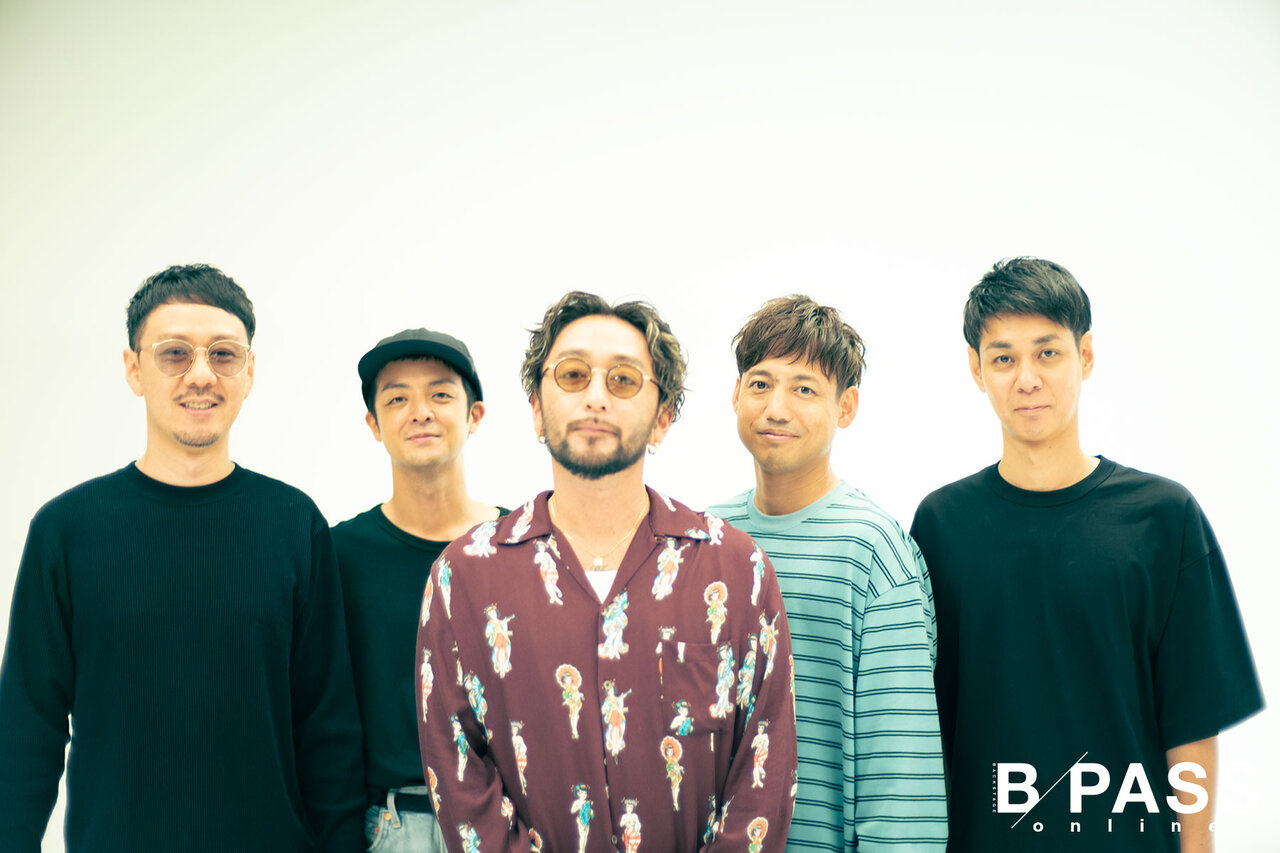 B-PASS 40周年記念号のバックカバーを飾ったORANGE RANGEの未公開