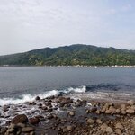 ボートは問題なし。ビーチは時折大きめの波も入ってきます