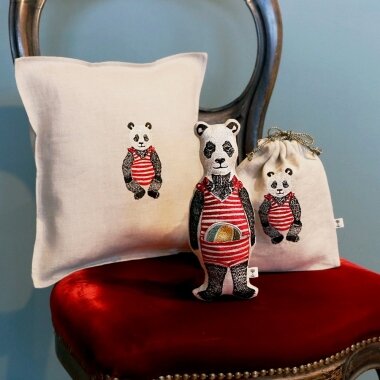 f21592cd-813b-4387-8d4b-