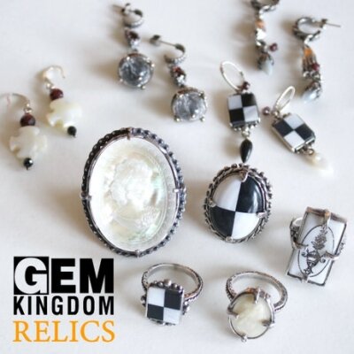 GEM KINGDOM ジェムキングダム　ピアス　アシンメトリーデザイン GEM KINGDOM ジェムキングダム ピアス アシンメトリーデザイン