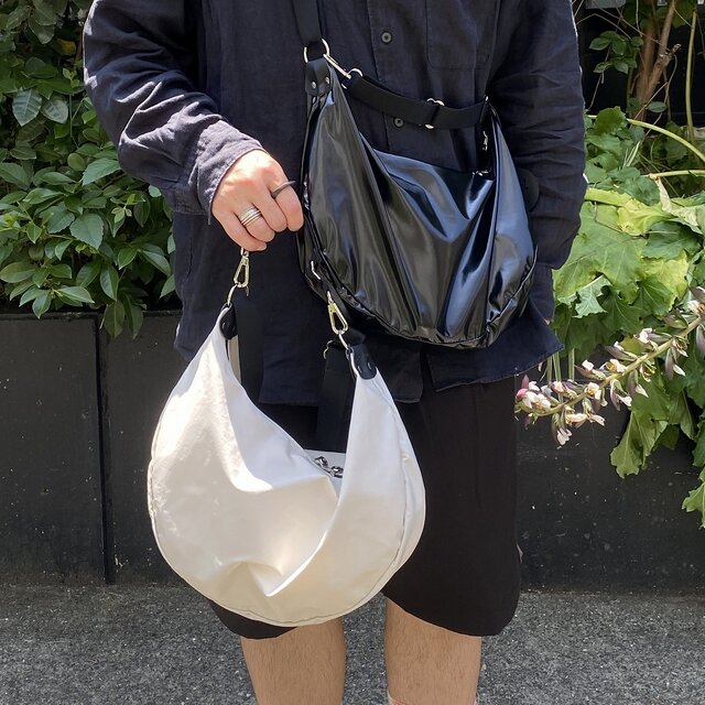 f1e098d7-363f-466d-8c36-