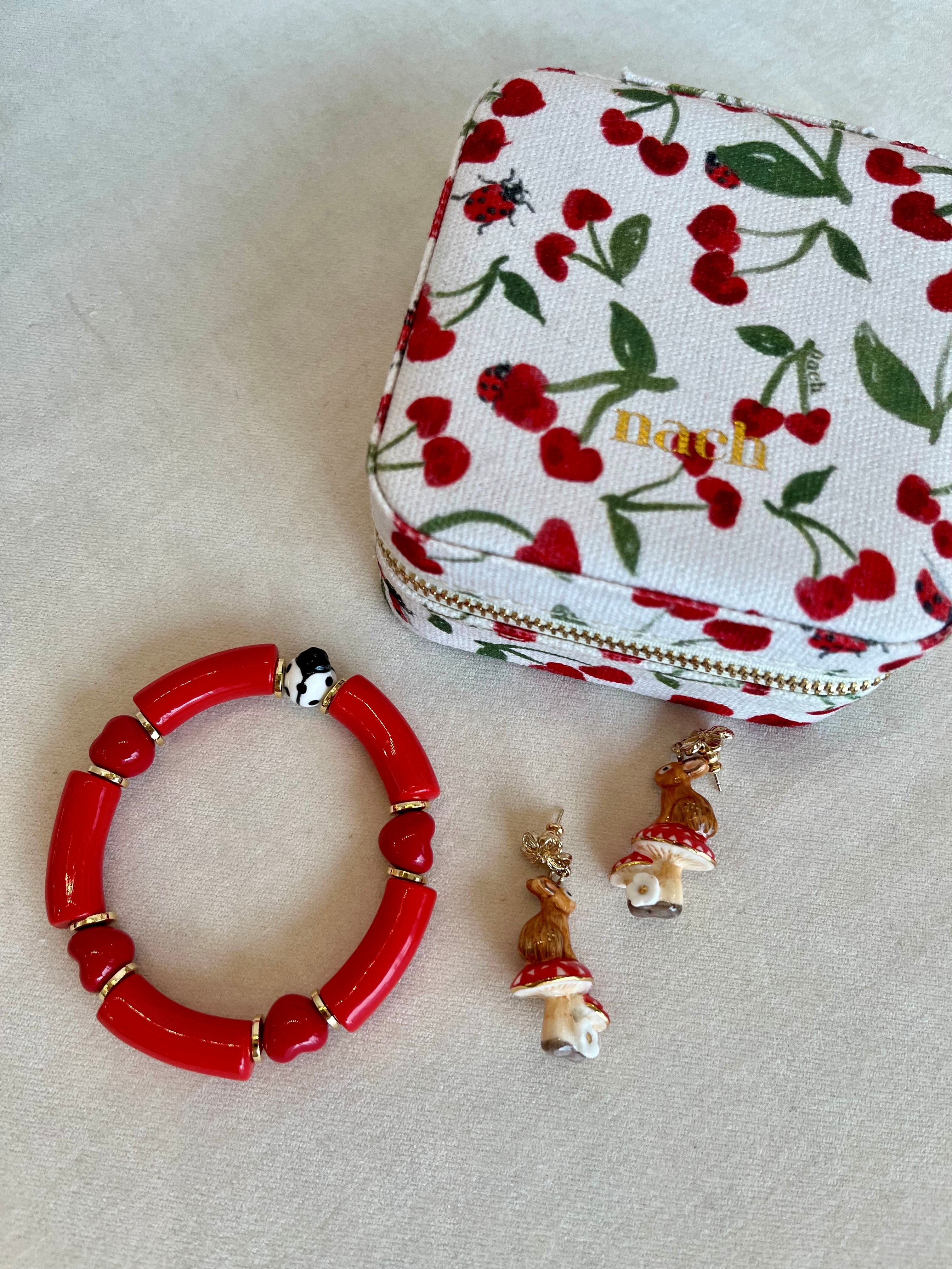 Heartful Gift｜H.P.FRANCEのスタッフが選ぶ、心温まる贈り物