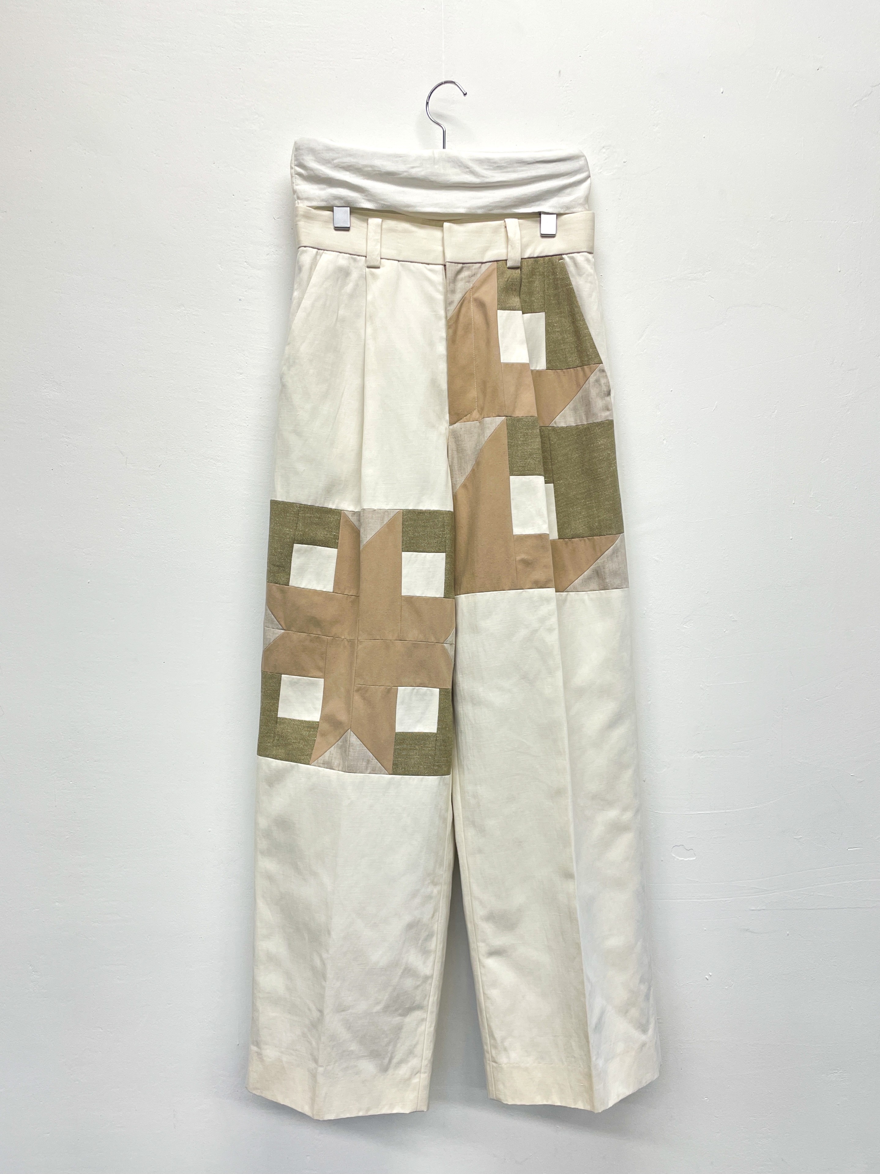 Spomenik 2025 spring summer -「人生の一部になる服」-｜H.P.FRANCE