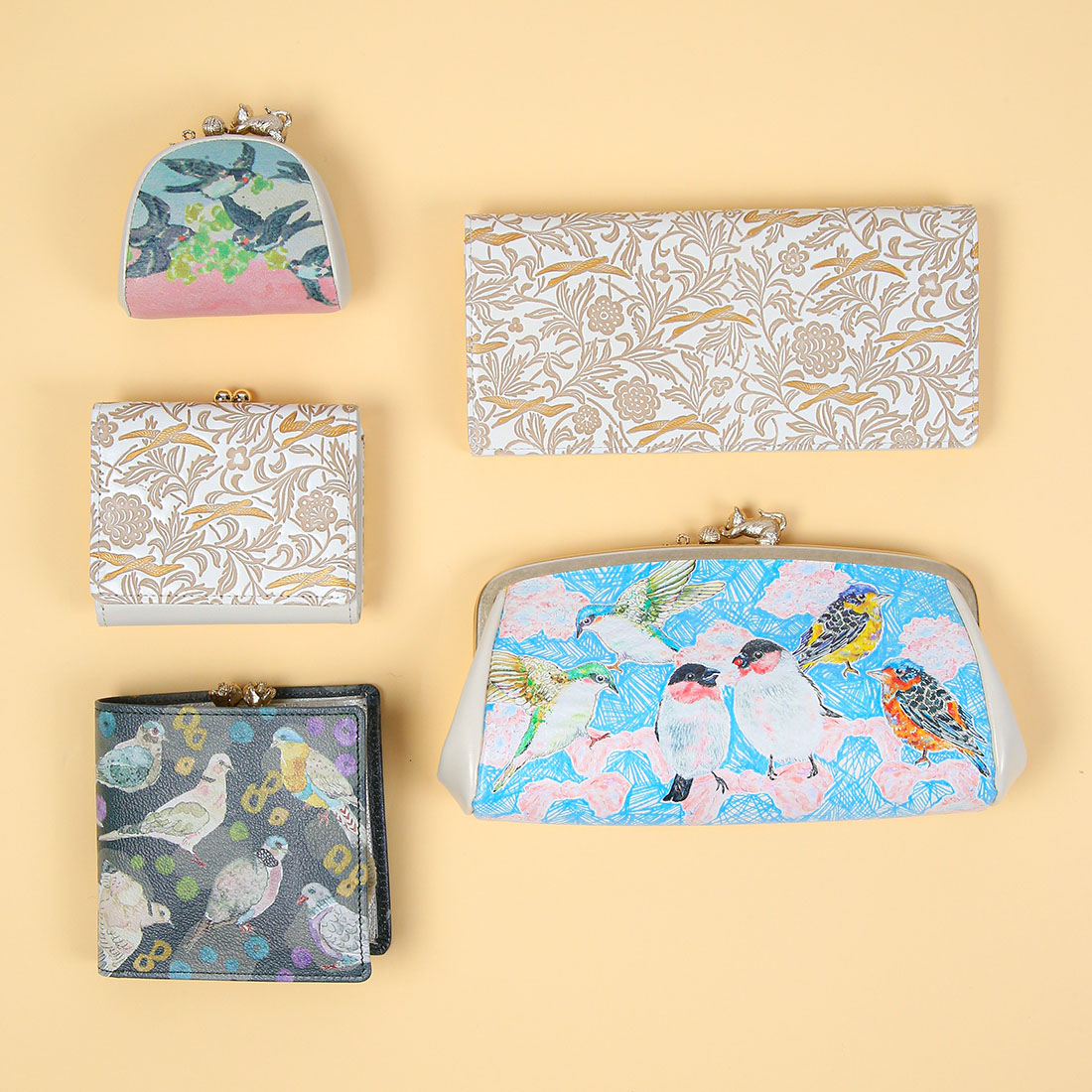 幸運を運ぶ鳥アイテム｜アッシュ・ペー・フランス｜H.P.FRANCE公式サイト