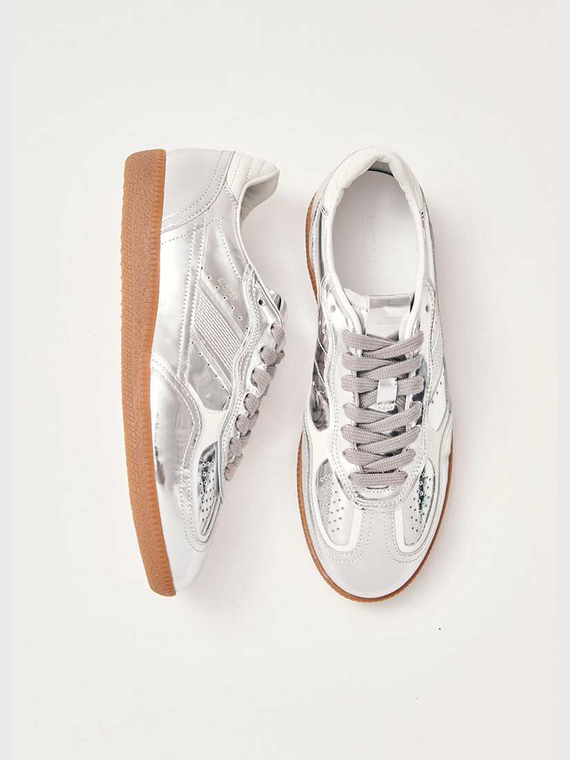 アロハス　ALOHAS レーススニーカーH.P.FRANCE スペインのシューズブランド ALOHAS -SNEAKERS-｜H.P.FRANCE公式