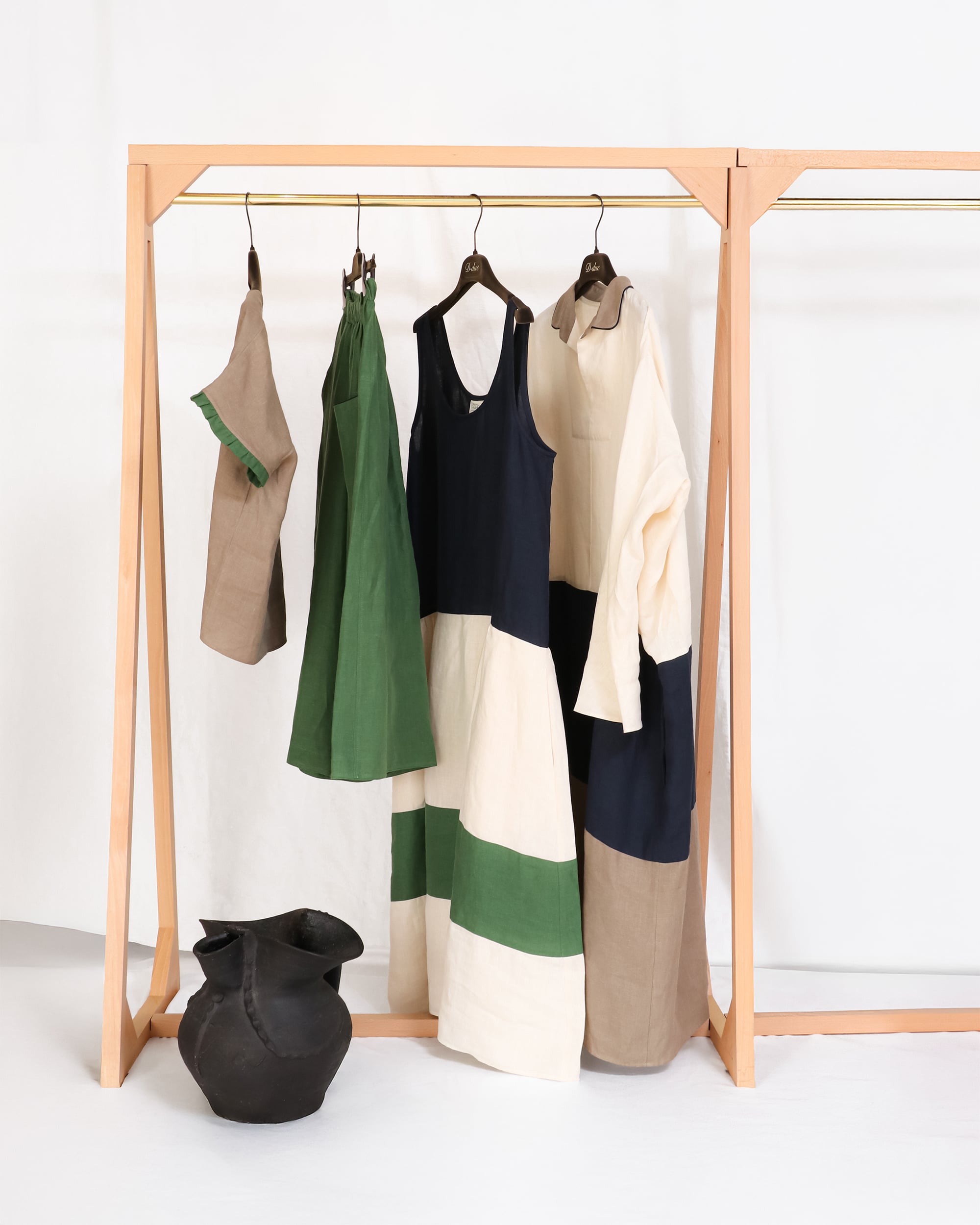 D-due パンツ　H.P. FRANCE 5/22発売】D-due 2026春夏 “FROGGY” Sketches｜H.P.FRANCE公式サイト