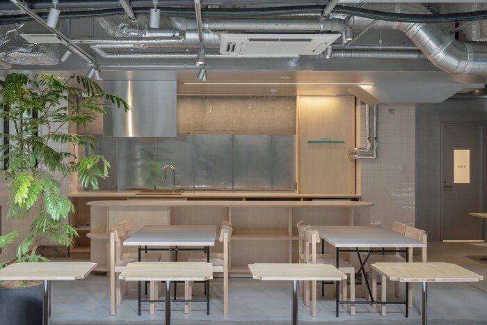 THE CAMPUS FLATS TOGOSHI