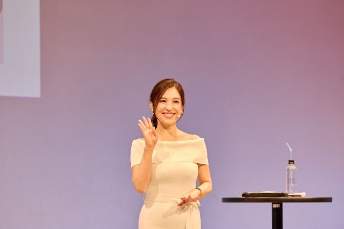 佐藤由美子