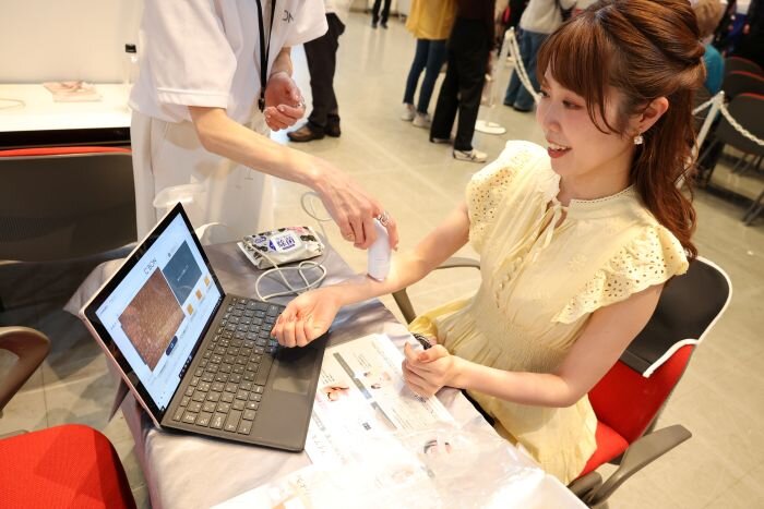 シーボン肌チェック　芦田純子