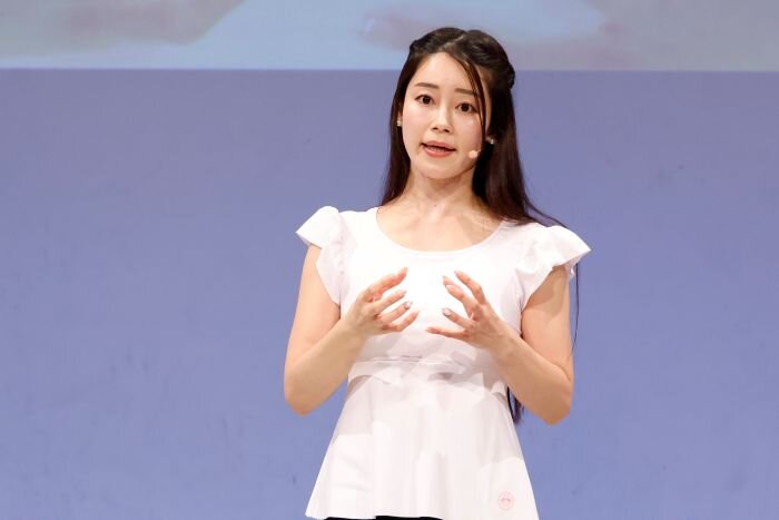 神谷かのみ　ウェルチルフェスタ　美脚