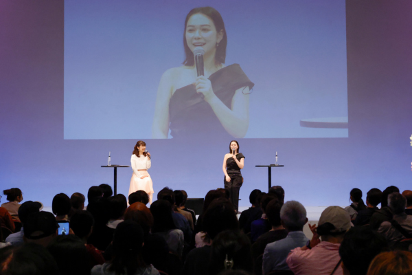 村重杏奈 ステージ 客席