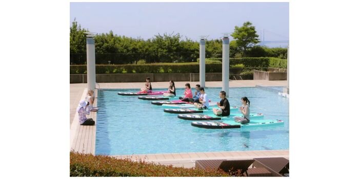 ホテルアナガ　淡路島　リゾート　ナイトプール　ヨガ　ＳＵＰ