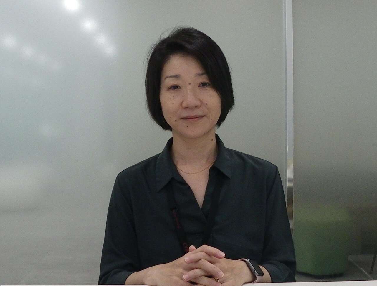 写真2　岩岸久美子課長