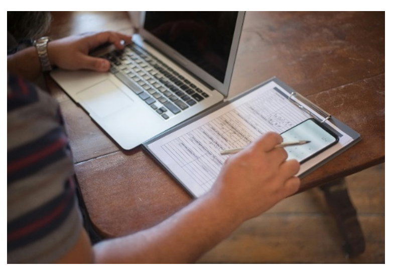 図1 　数値データの相対比較は若手技術者に早い段階で習得させたい技術業務の一つ