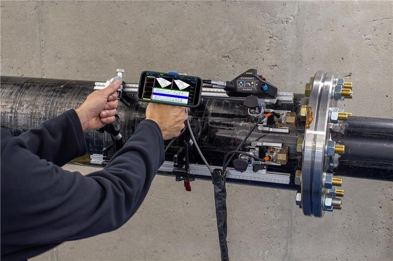 写真3　溶接部検査用スキャナ「HSMT-Flex」