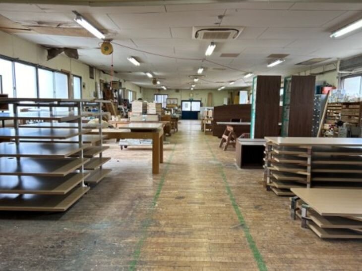 図4 　くろしろ木工所は高級木工家具の製造ノウハウをもたらした（写真提供：アベキン）