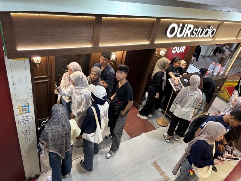 参考写真2　プリクラが若者に人気