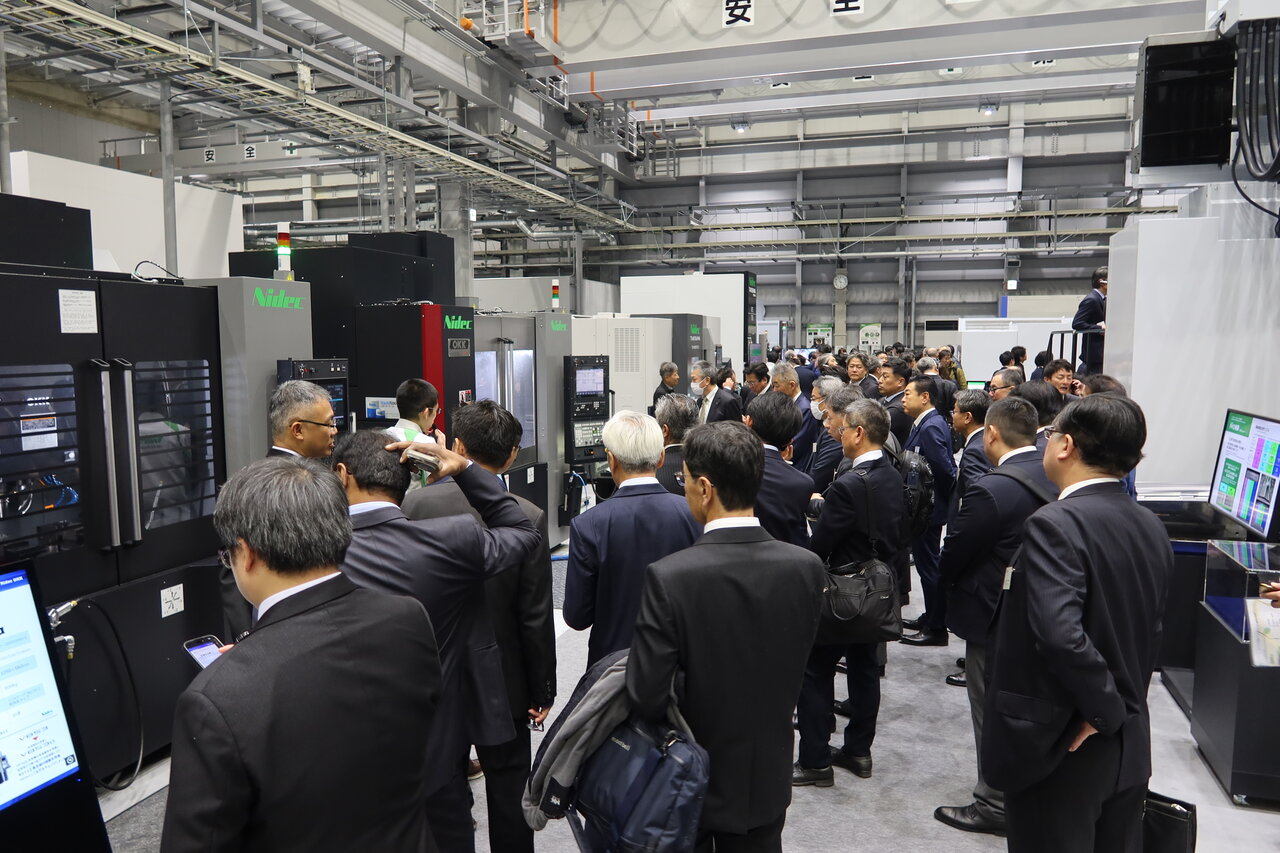 図２　見学会の様子