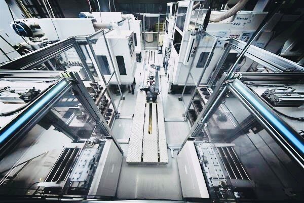 機械部品調達のAI プラットフォーム「meviy」の生産ライン（写真提供：駿河生産プラットフォーム）