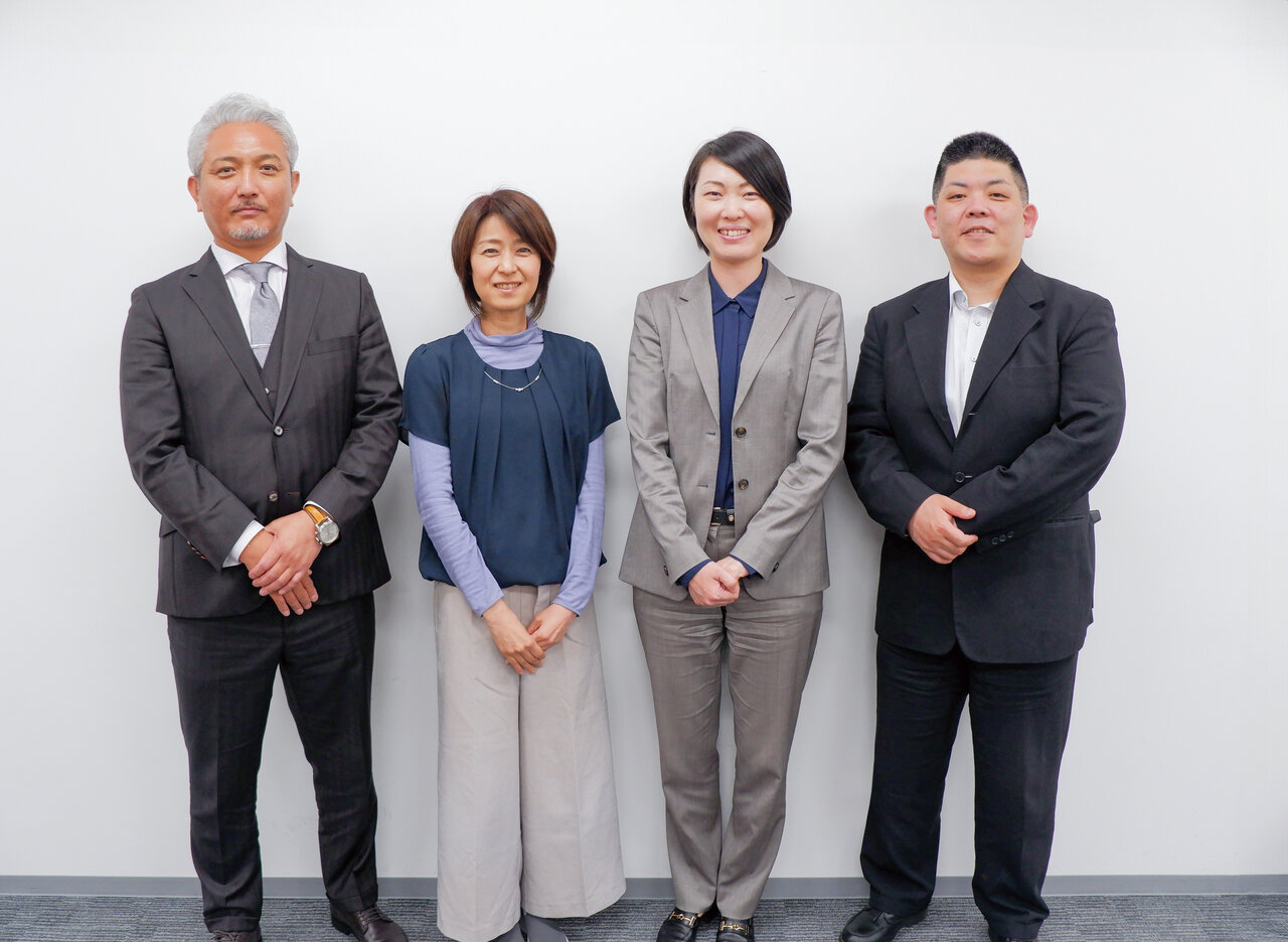 （左から）松原 雅人氏［㈱日本精機 常務取締役COO］、渡邊 祐子氏［㈱MEISEI 代表取締役］、近藤 紗也子氏［ムツミ工業㈱ 代表取締役社長］、大髙 晃洋氏［㈲大髙製作所 代表取締役］