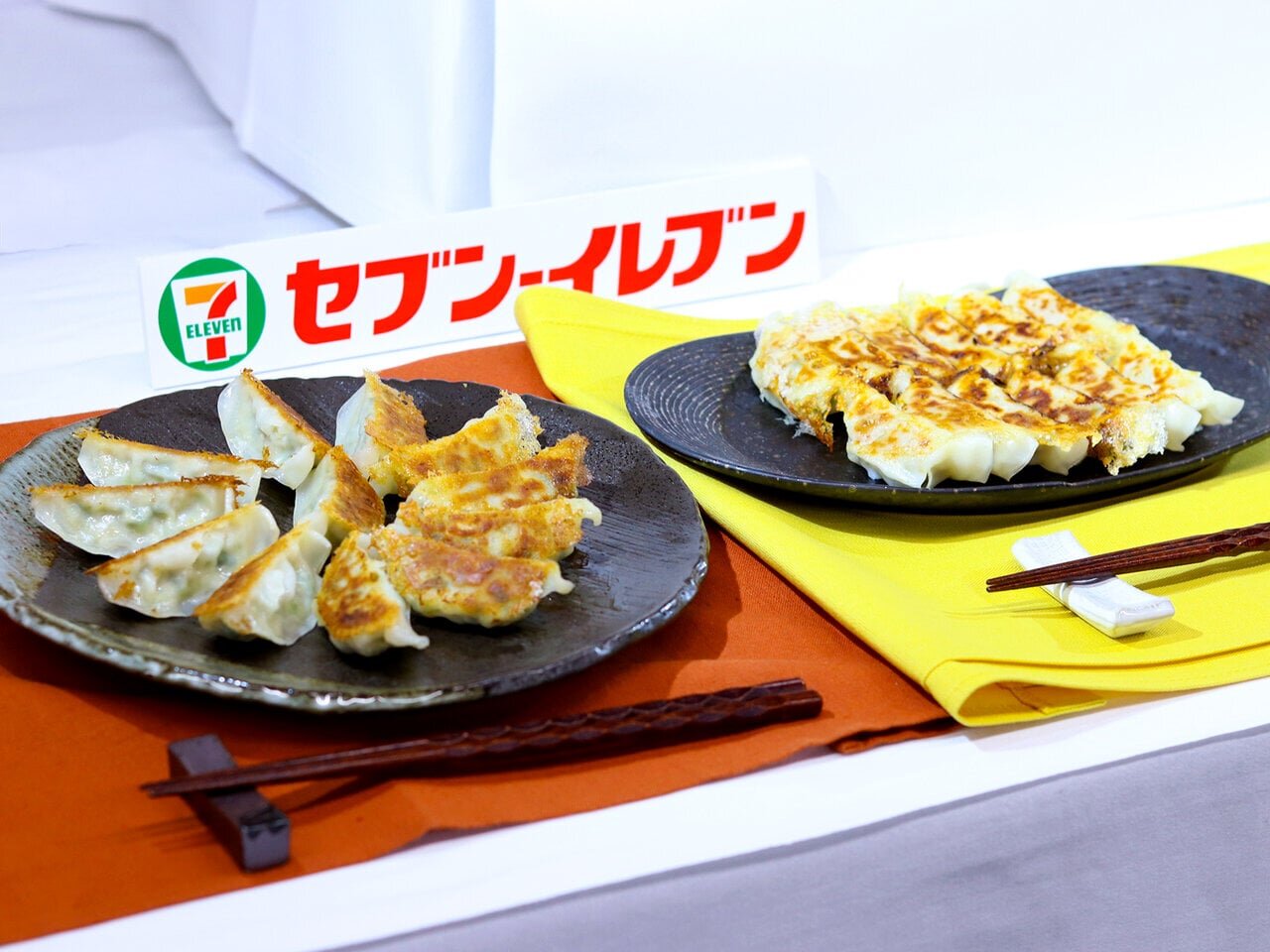 ご当地の味をおうちで簡単に！宇都宮・宮崎餃子が「セブンプレミアム」に登場【イベントレポート】 - asupresso