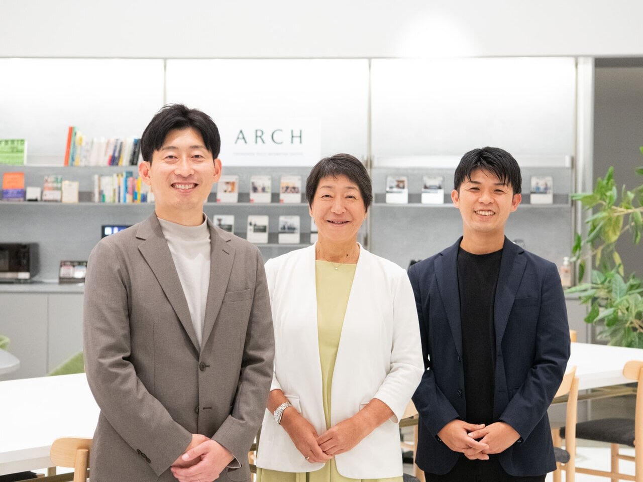 Click here for Business Contest SMiLE: Challengers’ Roundtable Vol.1!