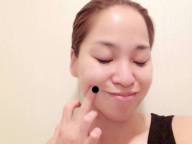 むくみやくすみ、乾燥に効果的なツボ|地倉(ちそう)