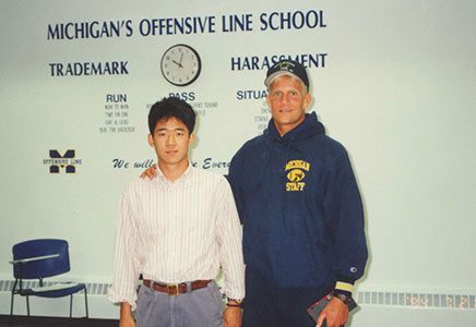 - 1994年7月、米ミシガン大学へのアメリカンフットボール留学中の一コマ