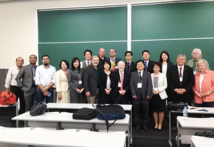 2015年国際混合研究法学会アジア地域会議／第1回⽇本混合研究法学会実⾏委員会、海外講師メンバーと