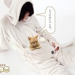 ねこをお腹に入れてゴロリ♪ カンガルーポケットの付いたねこ型ルームウェアっていいね!