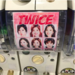 SNSで話題!新大久保の韓流ショップで売っている『TWICE』のガチャガチャと『TWICE』グッズをご紹介❤️