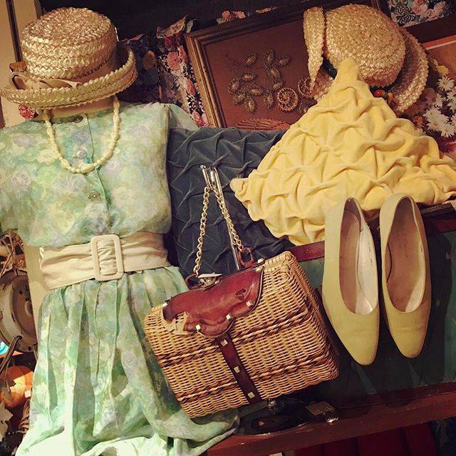 原宿 プチプラでかわいい古着がラインナップ 10代女子にもおススメな原宿の古着ショップ紹介 シュウシュウ