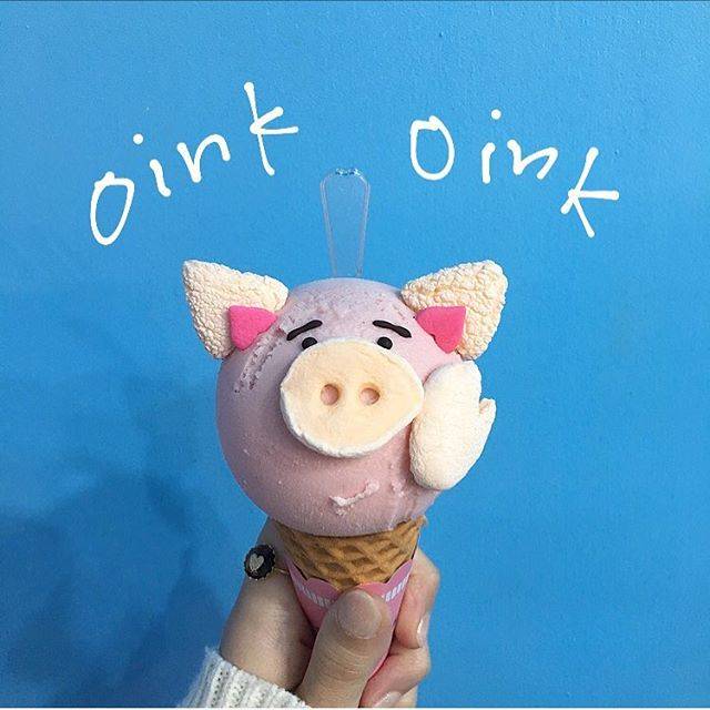 インスタ映えバッチリの一枚📷✨ブタさんのアイスクリーム