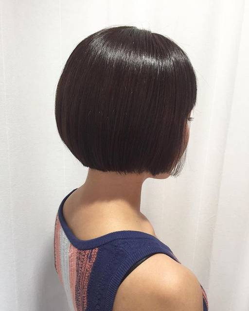 🐨Kohara 韓国スタイル タンバルモリ オルチャン on Instagram: “style✨ ・ ・ ・ ・ ・ タッセルボブ💇🇰🇷 可愛いです👰🏻 韓国っぽいカットは カットラインが大事です。 韓国のスタイルに可愛さと毒っ気のあるスタイル #ポイカワヘアー  韓国スタイル🇰🇷🍬🐬 関西ではなかなかないらしい 韓国スタイルをつくってくれる 美容室が。。…” (70588)