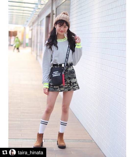 repipi armario(レピピアルマリオ) on Instagram: “🍕#レピピウェブモ私服 🍕 ひなちゃんのレピピコーデ！なんと全身レピピ💕レピピ愛がうれしい！ やっぱスエットのネオンリブがアクセントになってるよね☝🏻ネオンじわじわ人気あがってます @taira_hinata with @get_repost ・・・ #ひなこーで💫 .…” (72536)