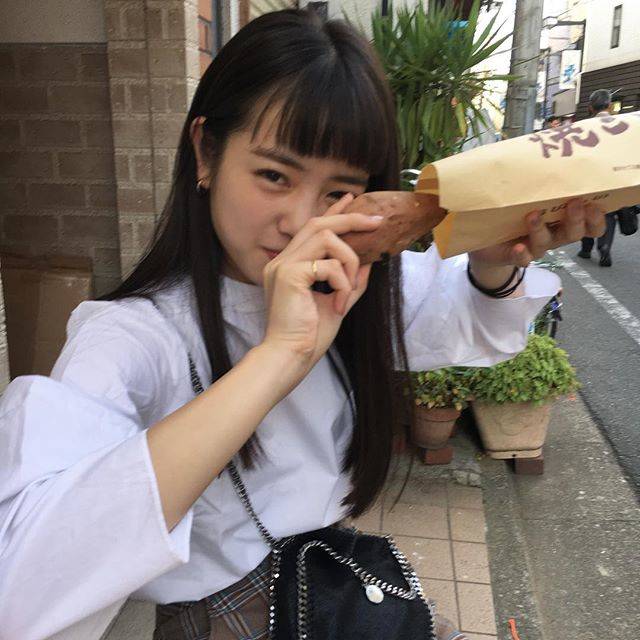 人気ファッション雑誌『seventeen』のカリスマモデル🌟横田 真悠 ...