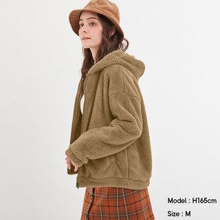 もこもこ暖かブルゾンです。黒・ベージュ・グリーンがあり...