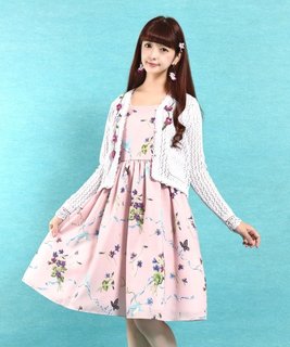 MILKのワンピース。こちらも花柄で可愛らしさアッ...