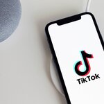 TikTok×求人効果はある?成功事例やメリット・デメリットを解説