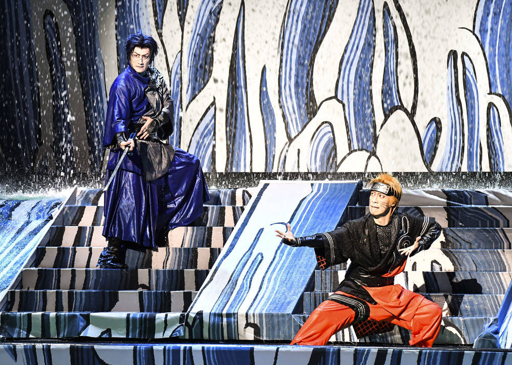 新作歌舞伎『NARUTO -ナルト-』舞台上に滝が出現!忍術に圧倒…!|見どころ&囲み取材レポート